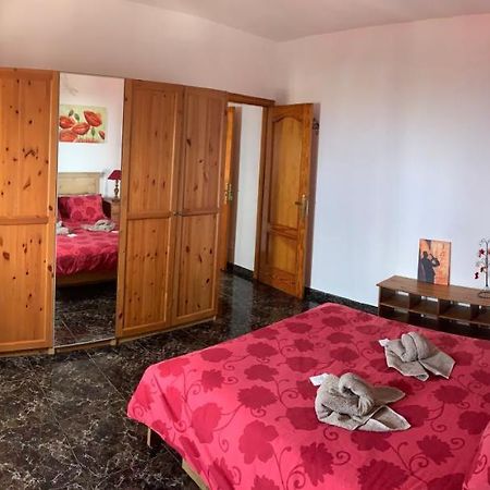 Naomi'S House Konuk evi Fasnia Dış mekan fotoğraf