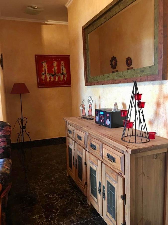Naomi'S House Konuk evi Fasnia Dış mekan fotoğraf